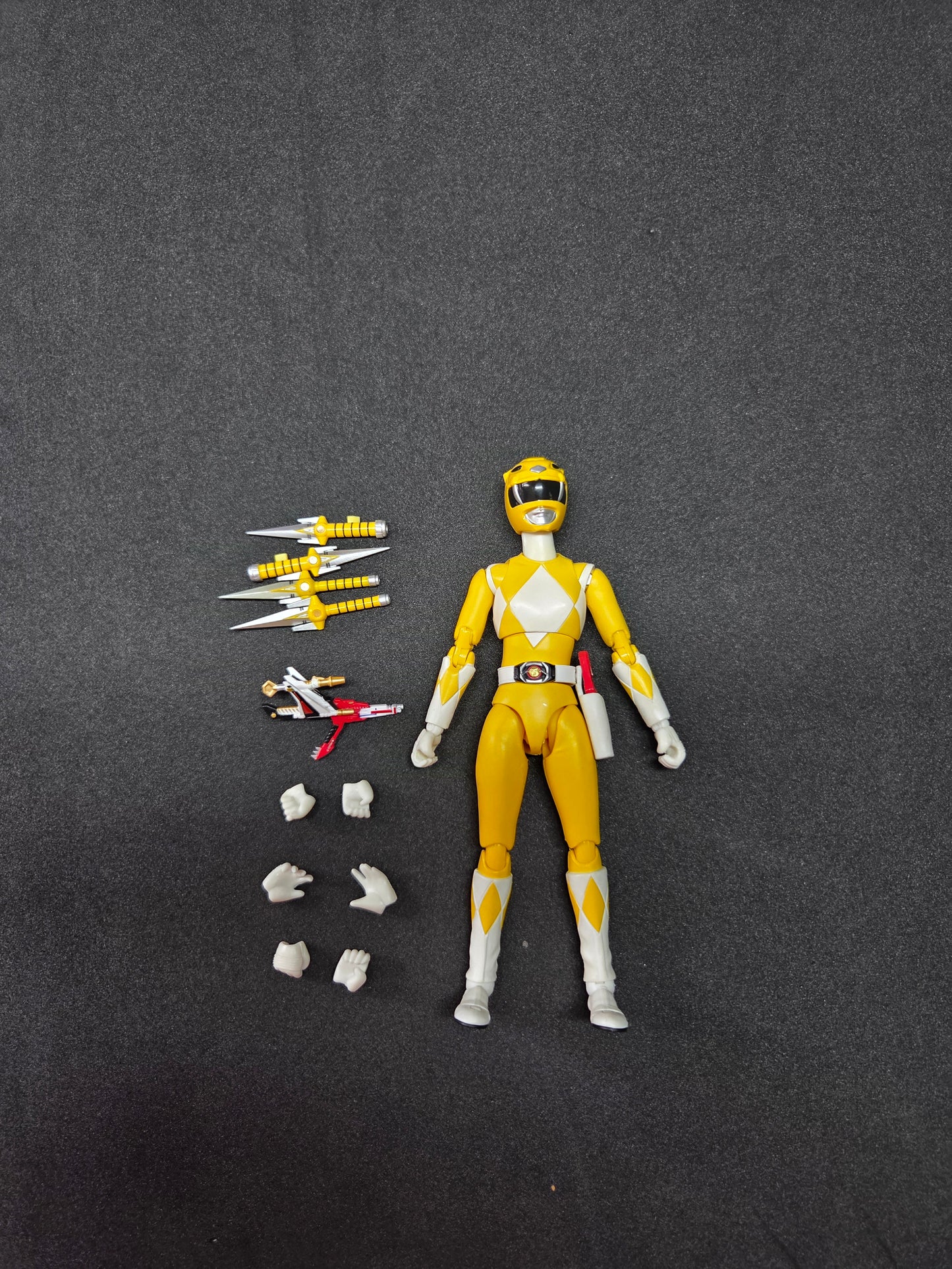 SH Figuarts Power Rangers Yellow Ranger - Loose