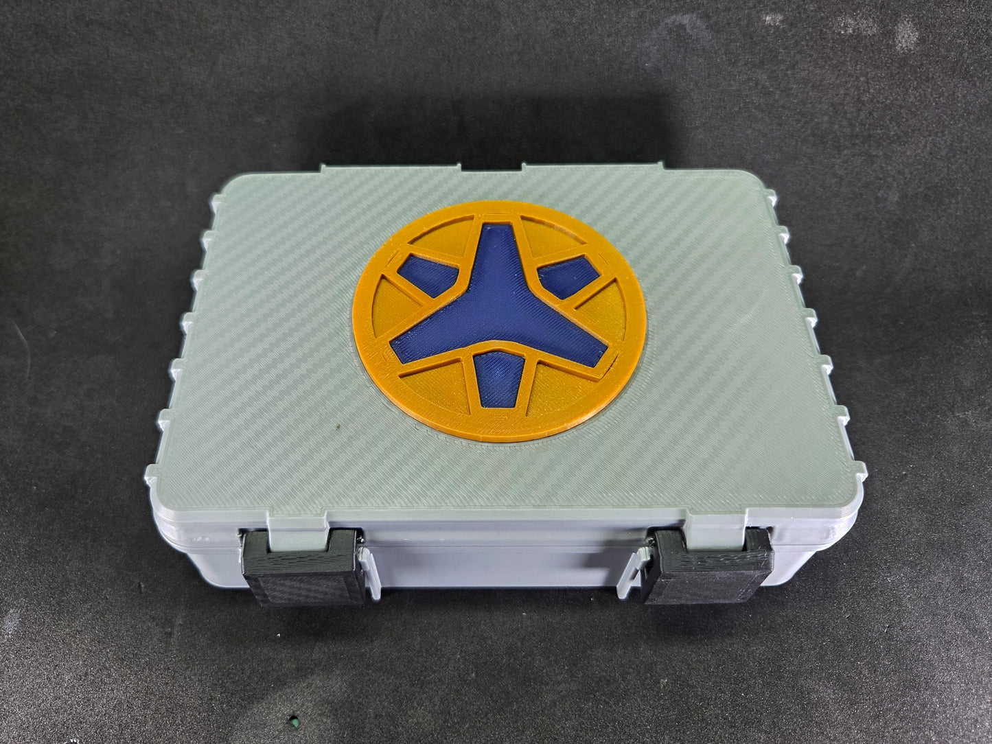 3D Printed & Painted Power Rangers Lightspeed Rescue Titanium Morpher with Case | Display Prop