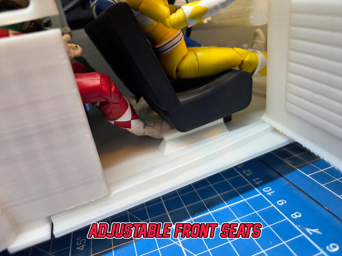 Mighty Morphin Power Rangers - The Rad Bug - Action Figure Accesory - 1/12 Scale Car