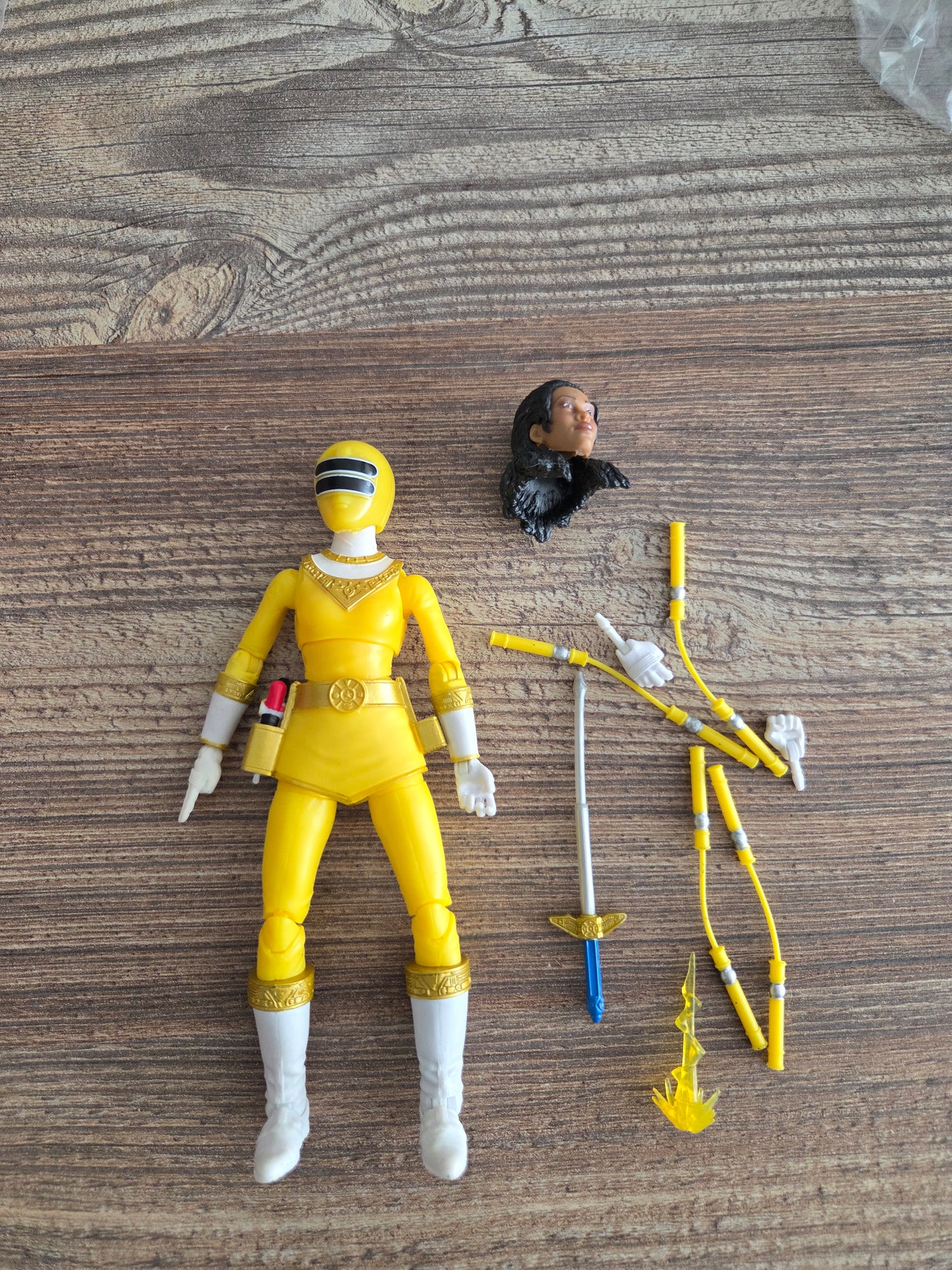 Power Rangers Lighting Collection - Zeo Yellow Ranger