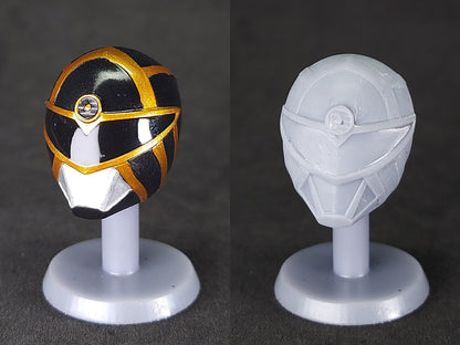 Boom Comics Power Rangers - Lightning Collection Gold Omega Ranger Painted Helmet