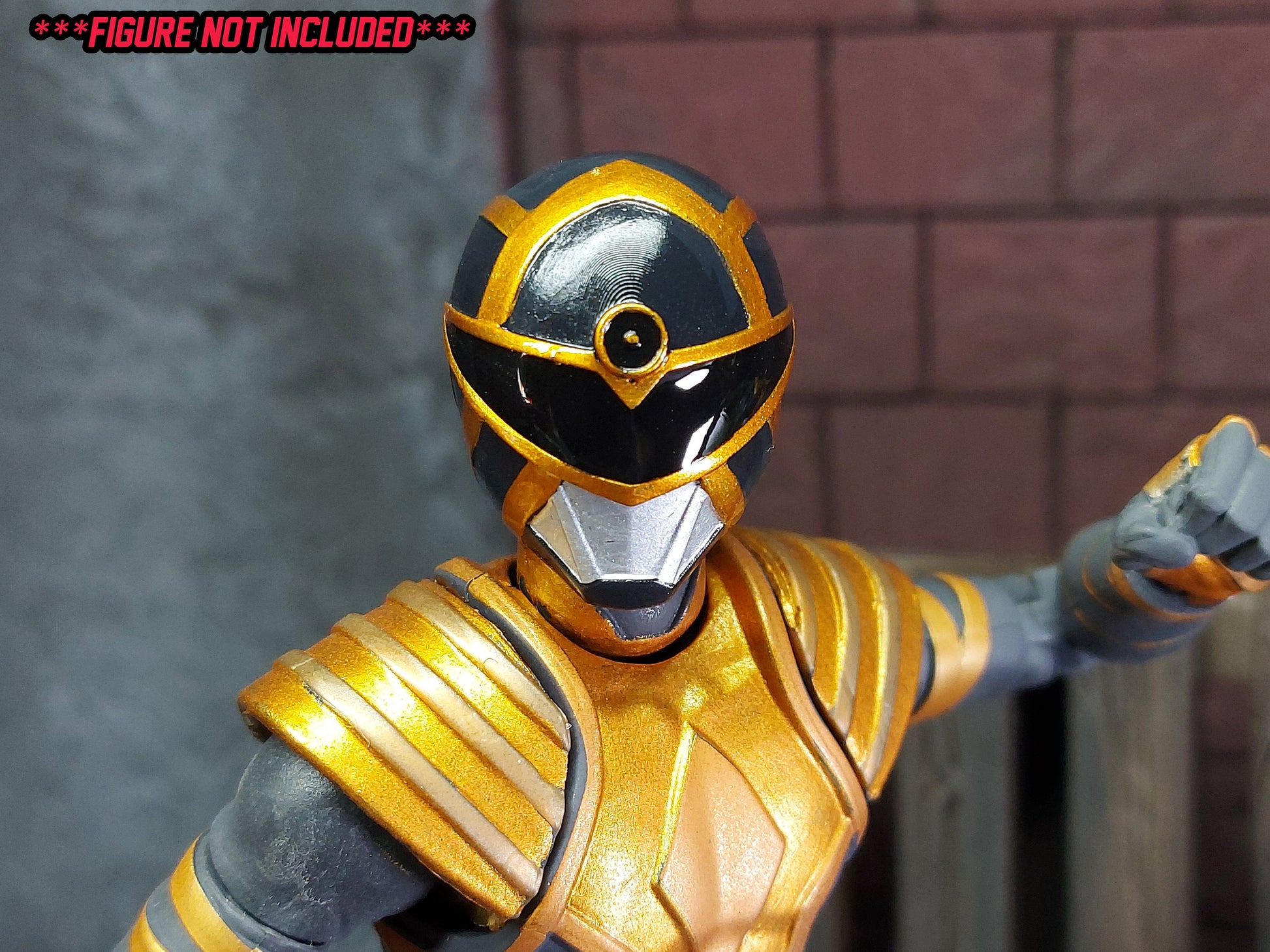 Boom Comics Power Rangers - Lightning Collection Gold Omega Ranger Painted Helmet