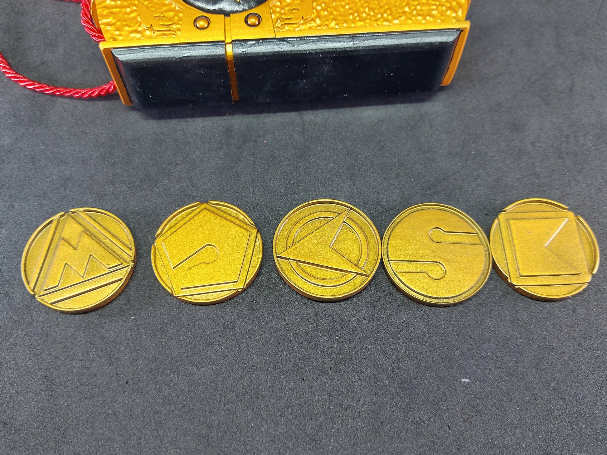 3D Printed & Painted Power Rangers - Aquitar Morpher / Doron Changer - Kakuranger | Display Prop