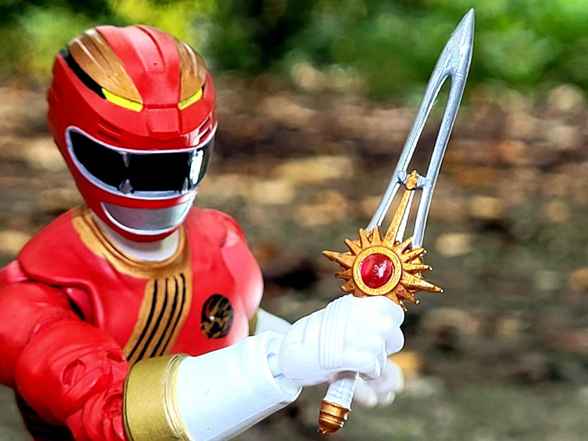 Power Rangers Wild Force | Gaoranger - Crystal Saber | Beast King Swords - Lightning Collection Accessories