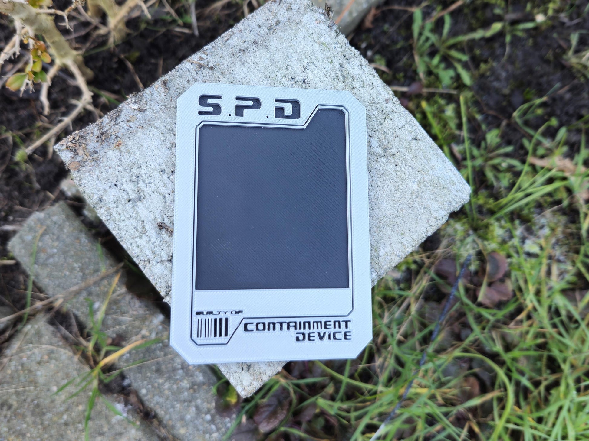 3D Printed Power Rangers S.P.D Containment Card | Display Prop