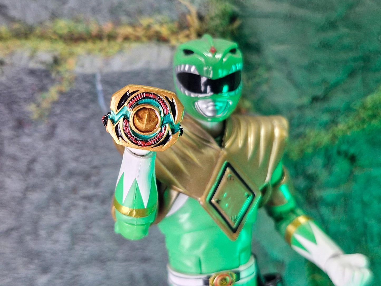 Mighty Morphin Power Rangers - Power Morpher / Dino Buckler | Master Morpher | 1/12 Accessories Scale | Lightning Collection