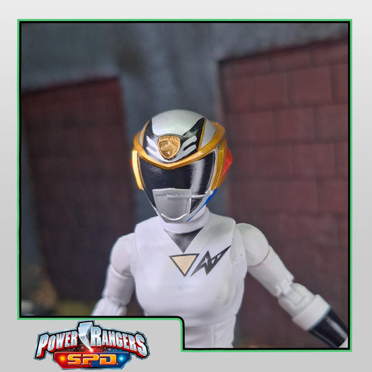 Power Rangers S.P.D. | Lightning Collection - NOVA Ranger Helmet | 1/12 Scale Accesories